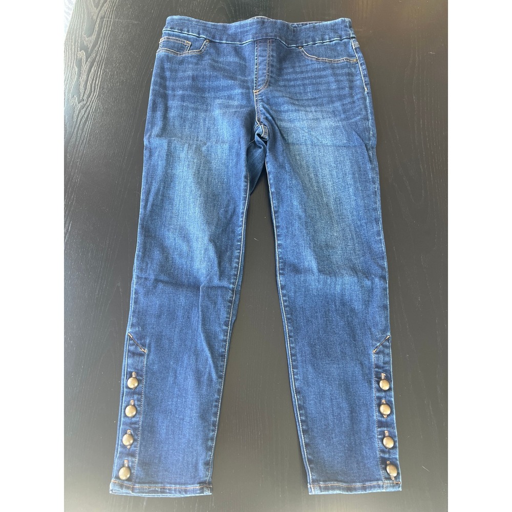 Chicos Pull On Jegging Ankle Jeans Size 1.5R Medium Wash Button Detail Denim